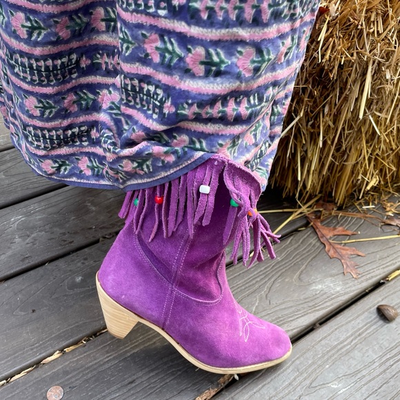 Vintage 70’s Purple Fringe Suede Women's Boots/Purple Cowgirl Boots 7-7.5 - Picture 12 of 12